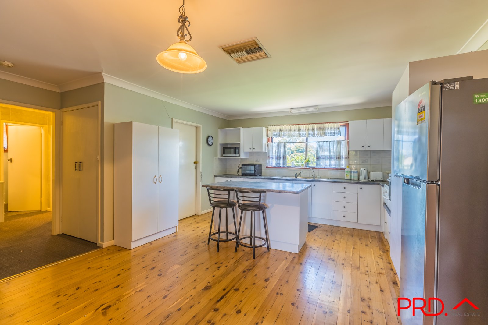 100 Robert Street TAMWORTH 2