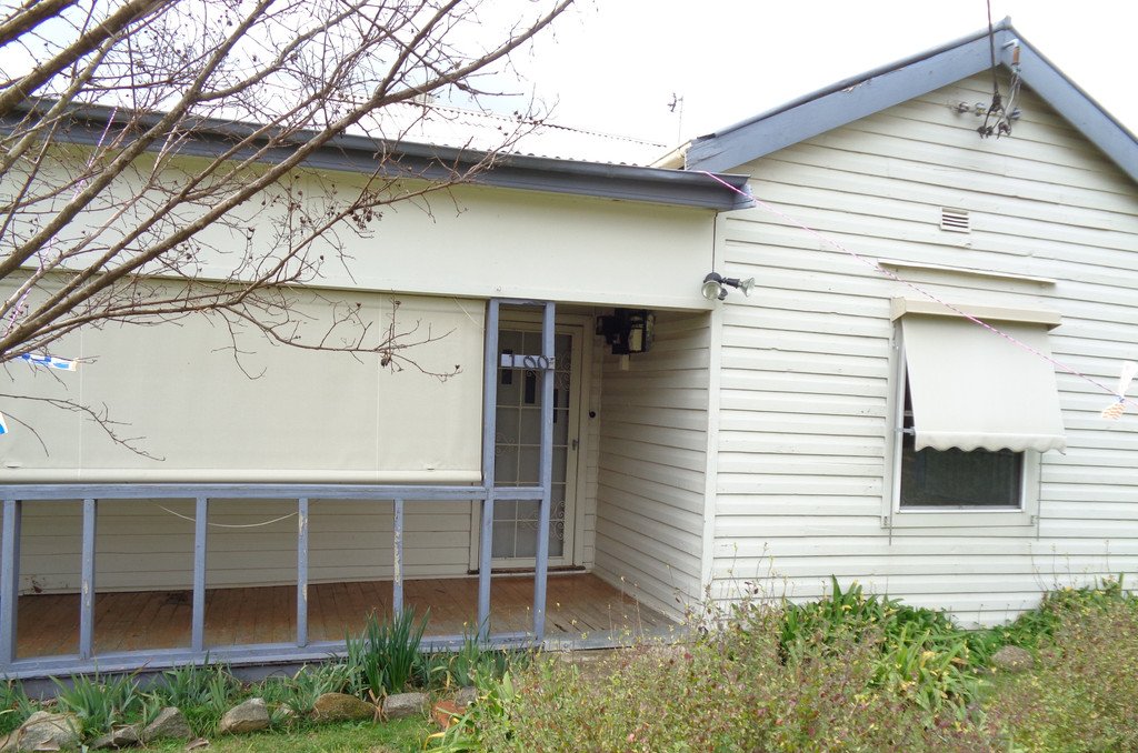 100 Russell Street TUMUT 1