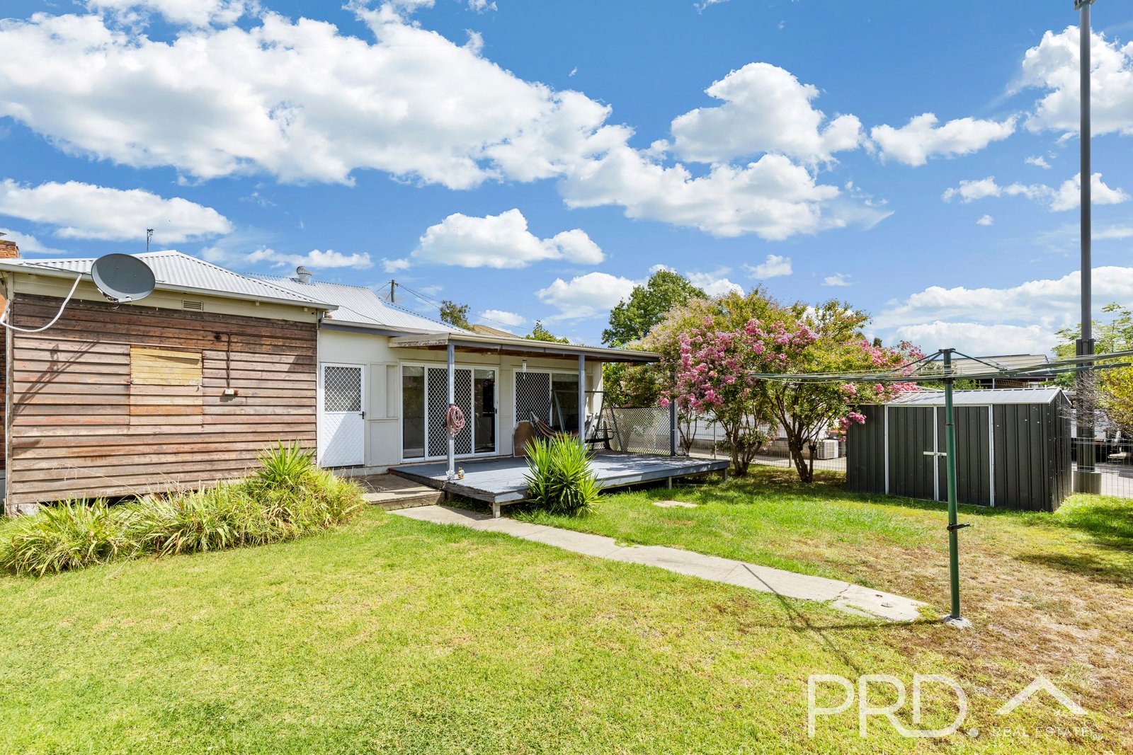 100 Russell Street TUMUT 11