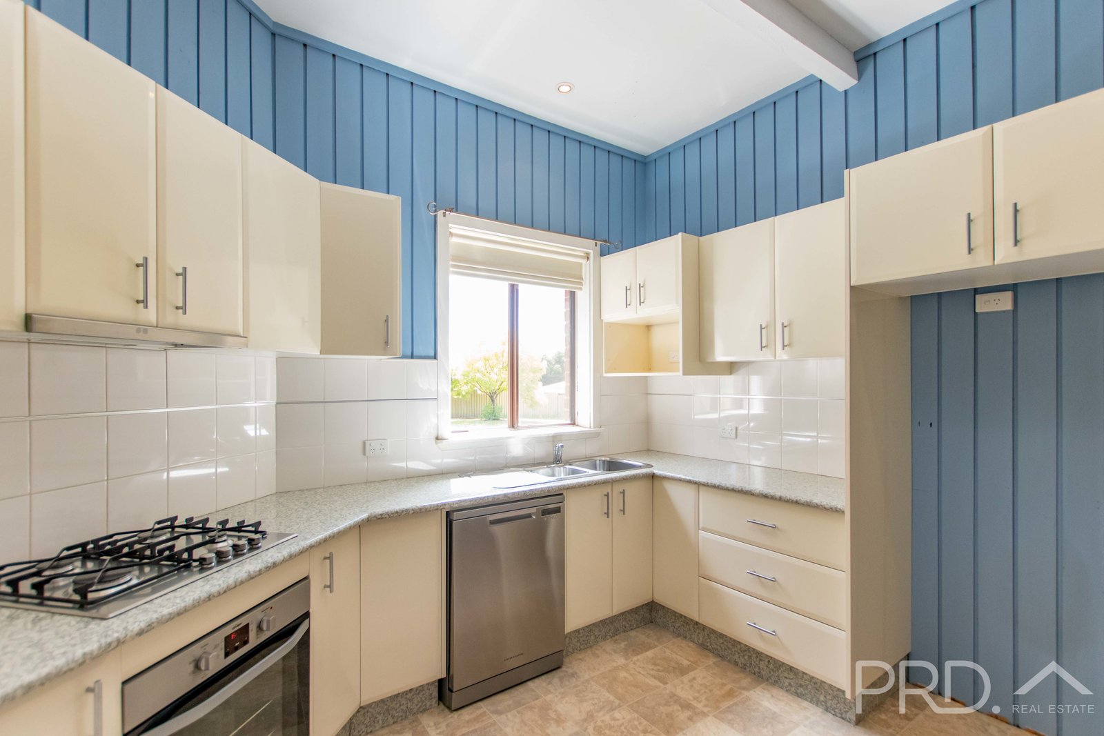 100 Simpson Street TUMUT 2