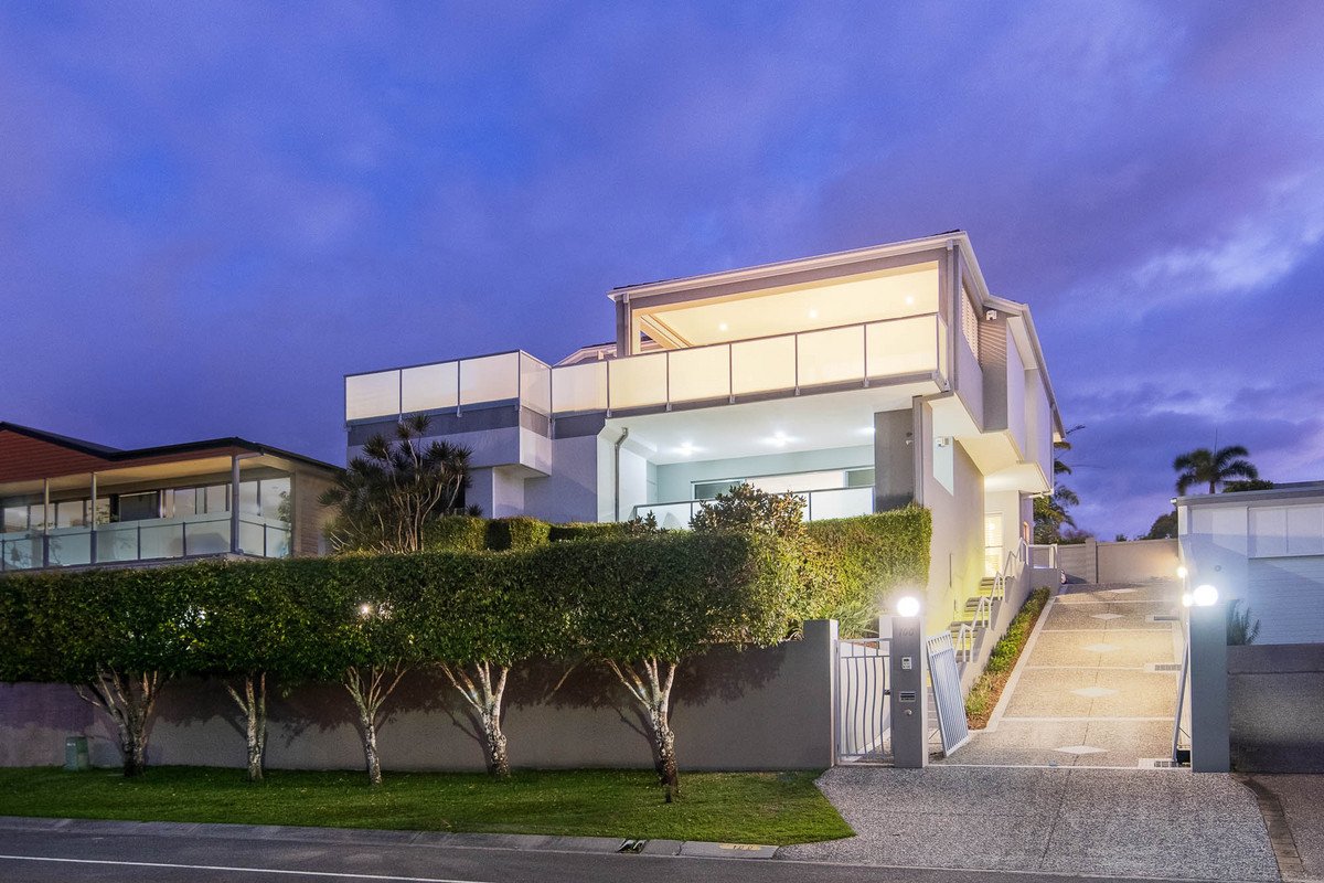 100 Treeview Drive Burleigh Waters 1