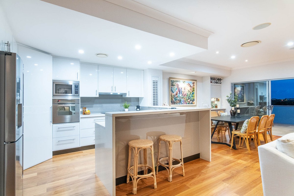 100 Treeview Drive Burleigh Waters 6