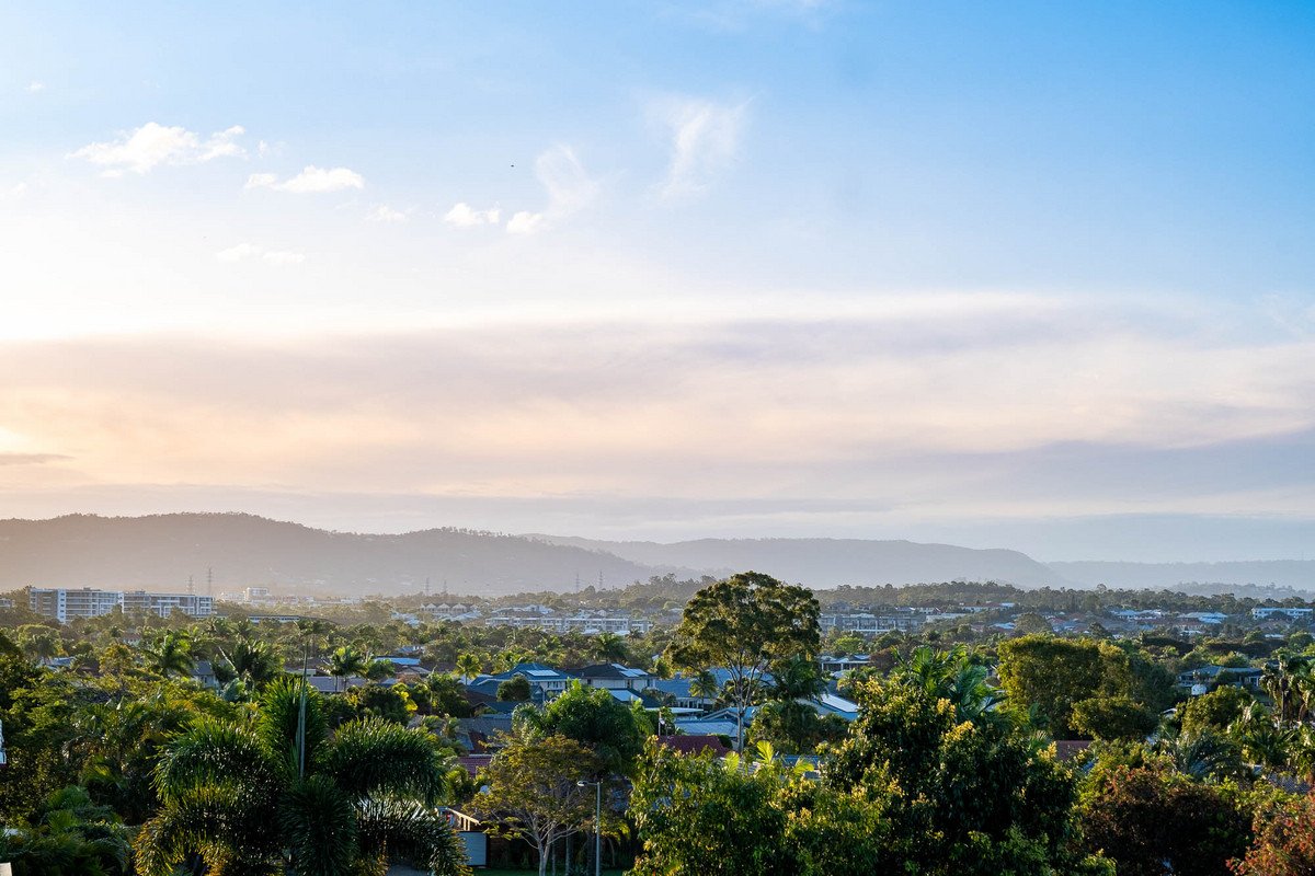 100 Treeview Drive Burleigh Waters 18