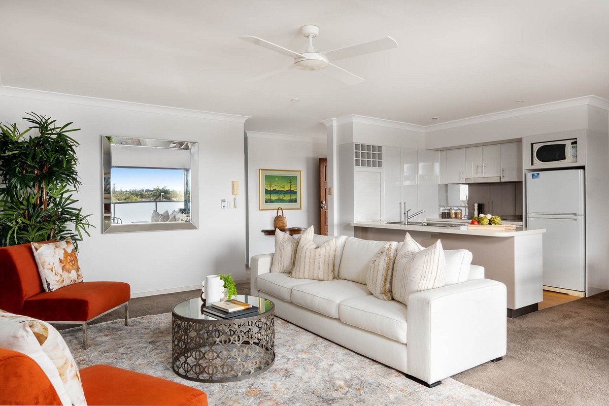 100 Treeview Drive Burleigh Waters 19