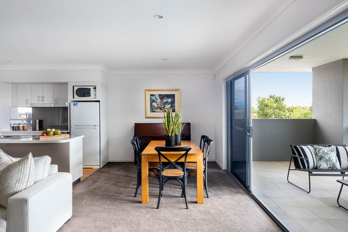 100 Treeview Drive Burleigh Waters 21