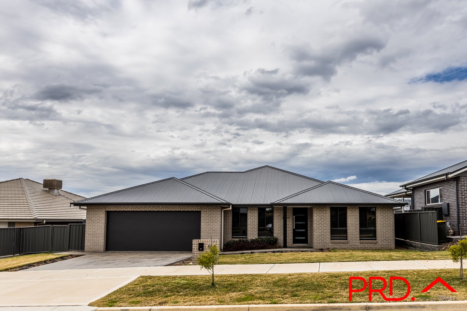 100 Verdelho Drive TAMWORTH 1