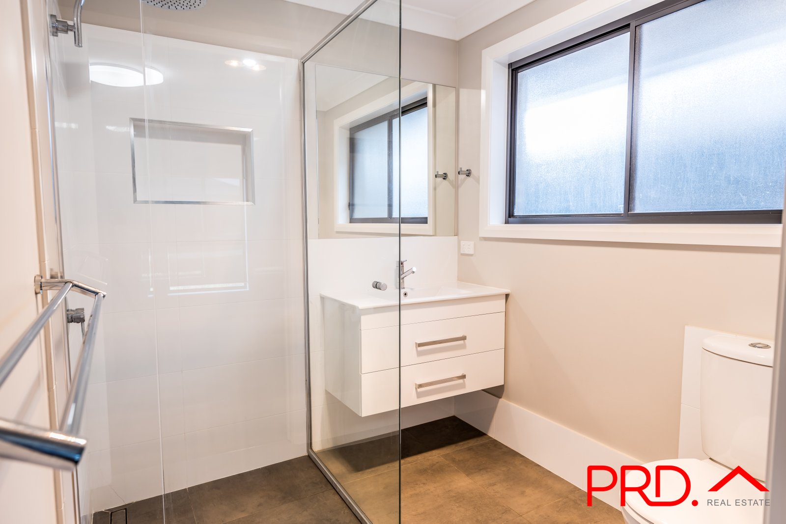 100 Verdelho Drive TAMWORTH 10