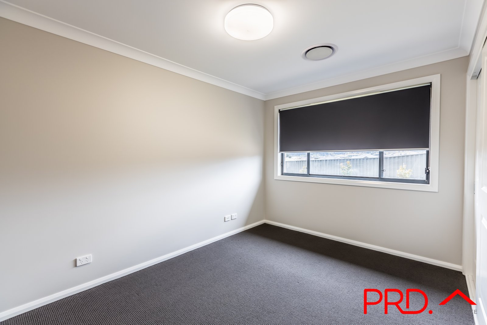 100 Verdelho Drive TAMWORTH 12