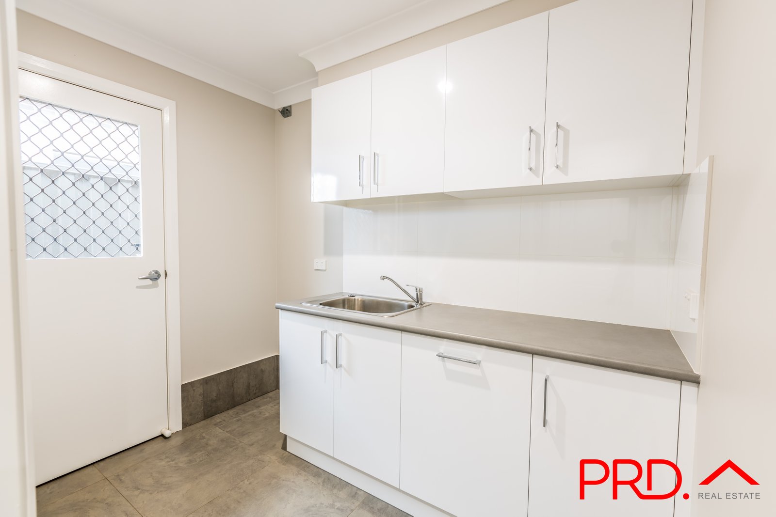 100 Verdelho Drive TAMWORTH 14