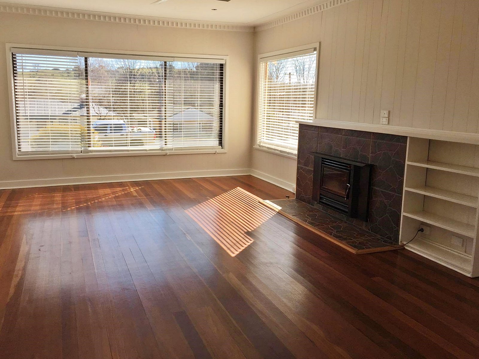 100 Winton Street TUMBARUMBA 5