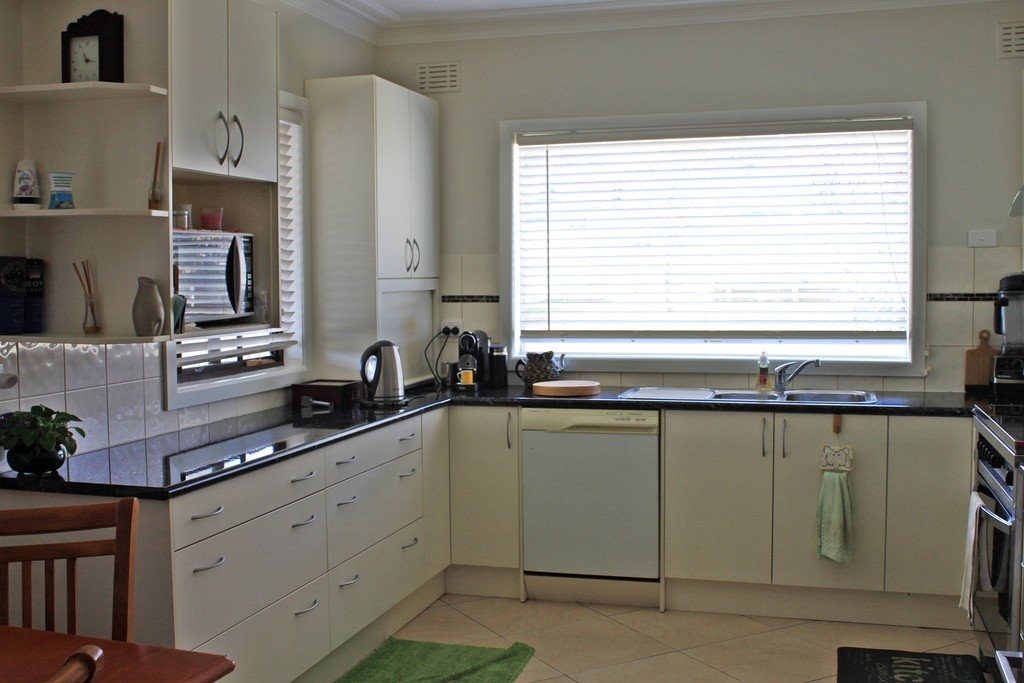 100 Winton Street TUMBARUMBA 6