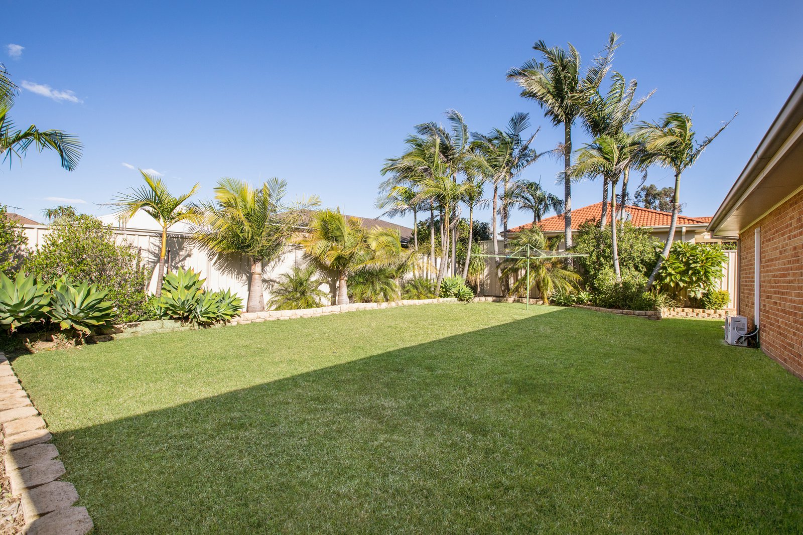 100 Worcester Drive EAST MAITLAND 21