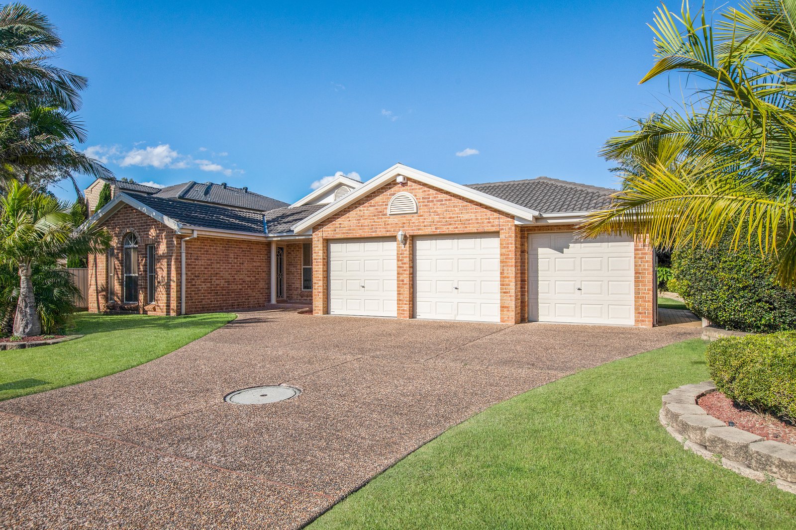 100 Worcester Drive EAST MAITLAND 22