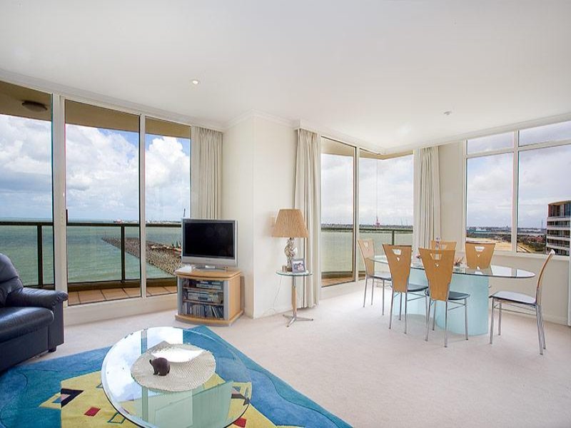 Gallery: 1001/127 Beach Street