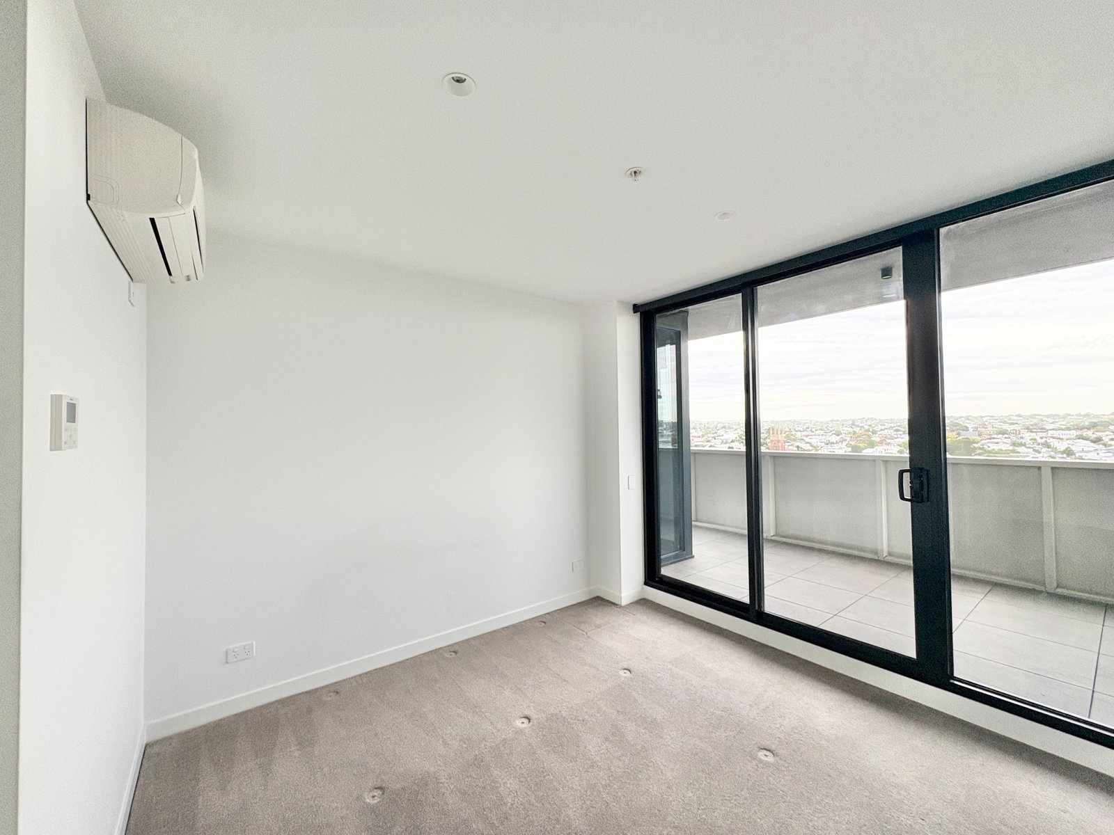 Gallery: 1001/18 Cavendish Street