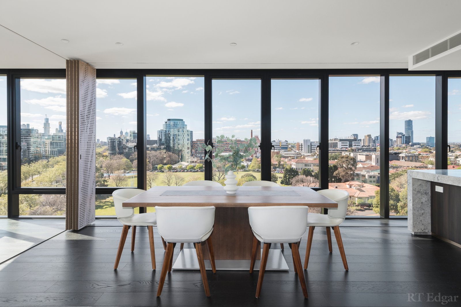 Real Estate and Property in 1001/601 St Kilda Road, Melbourne, VIC