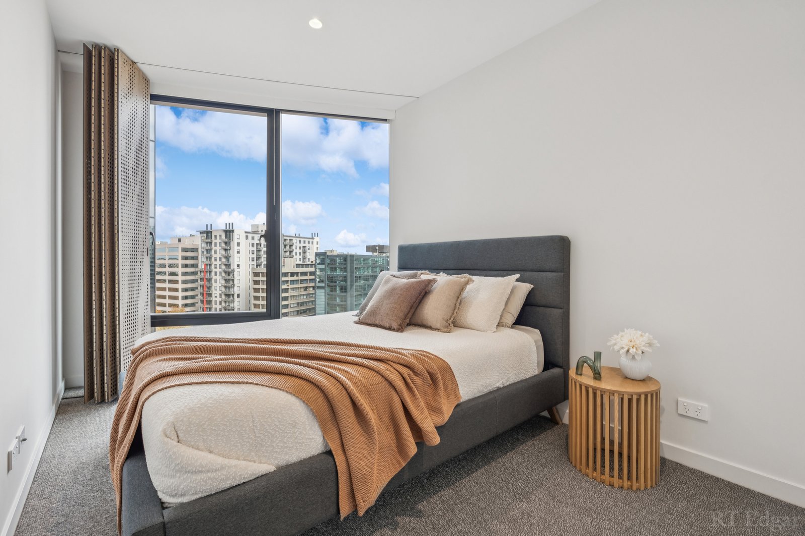 Real Estate and Property in 1001/601 St Kilda Road, Melbourne, VIC