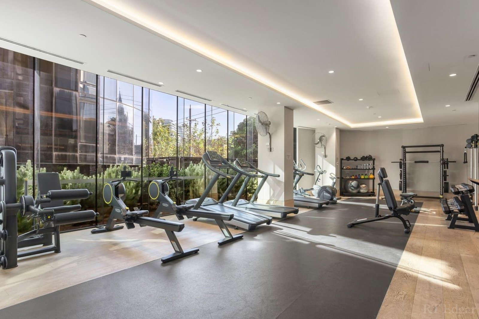 Real Estate and Property in 1001/601 St Kilda Road, Melbourne, VIC