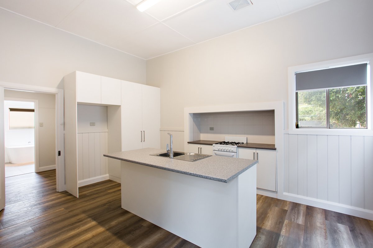 Gallery: 1002 Dana Street
