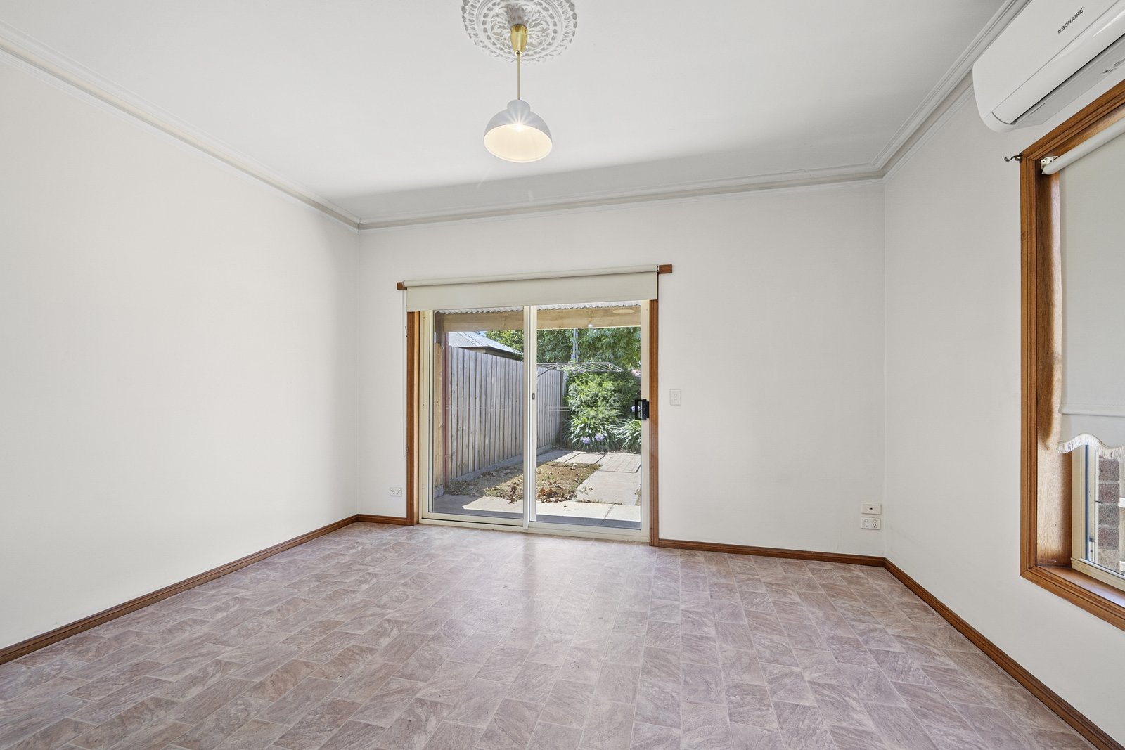 Gallery: 1002 Macarthur Street