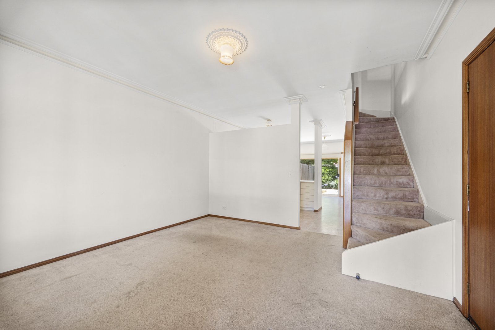 Gallery: 1002 Macarthur Street