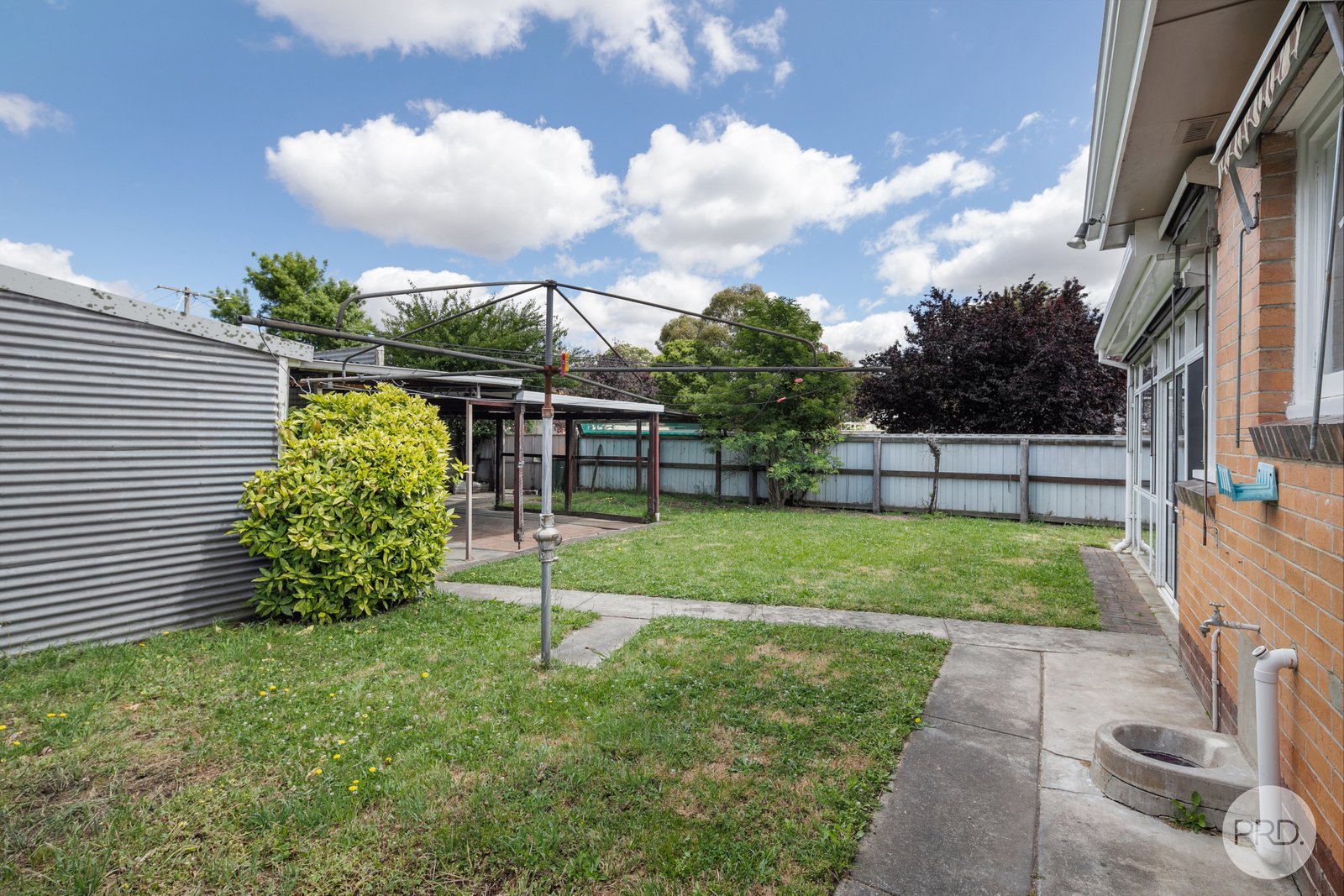 1002 Talbot Street South REDAN 10