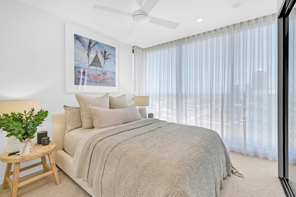 1002/112 The Esplanade Burleigh Heads 13