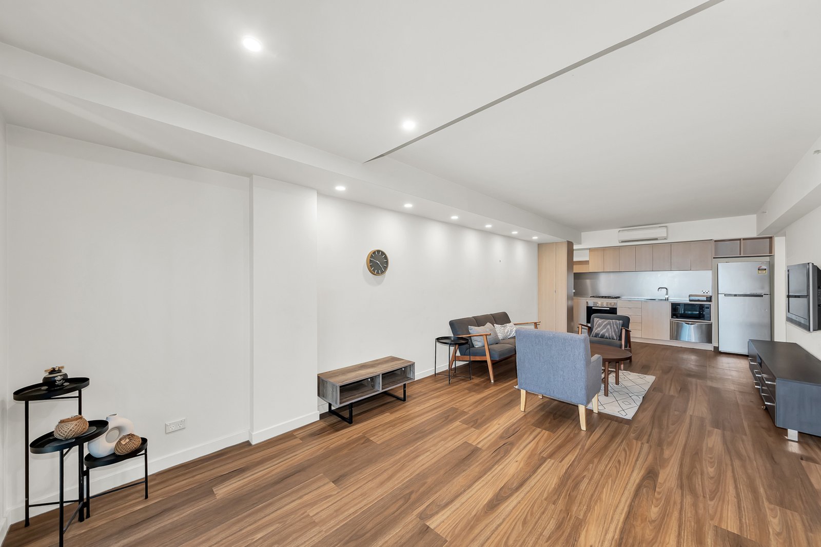 Gallery: 1002/2-14 Albert Road