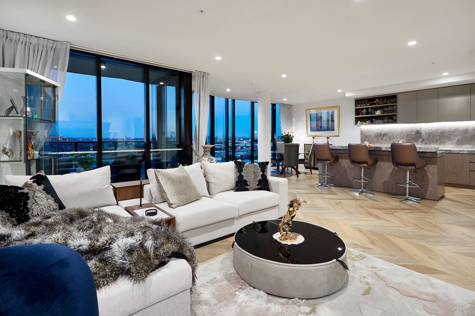 Gallery: 1002/320 Plummer Street