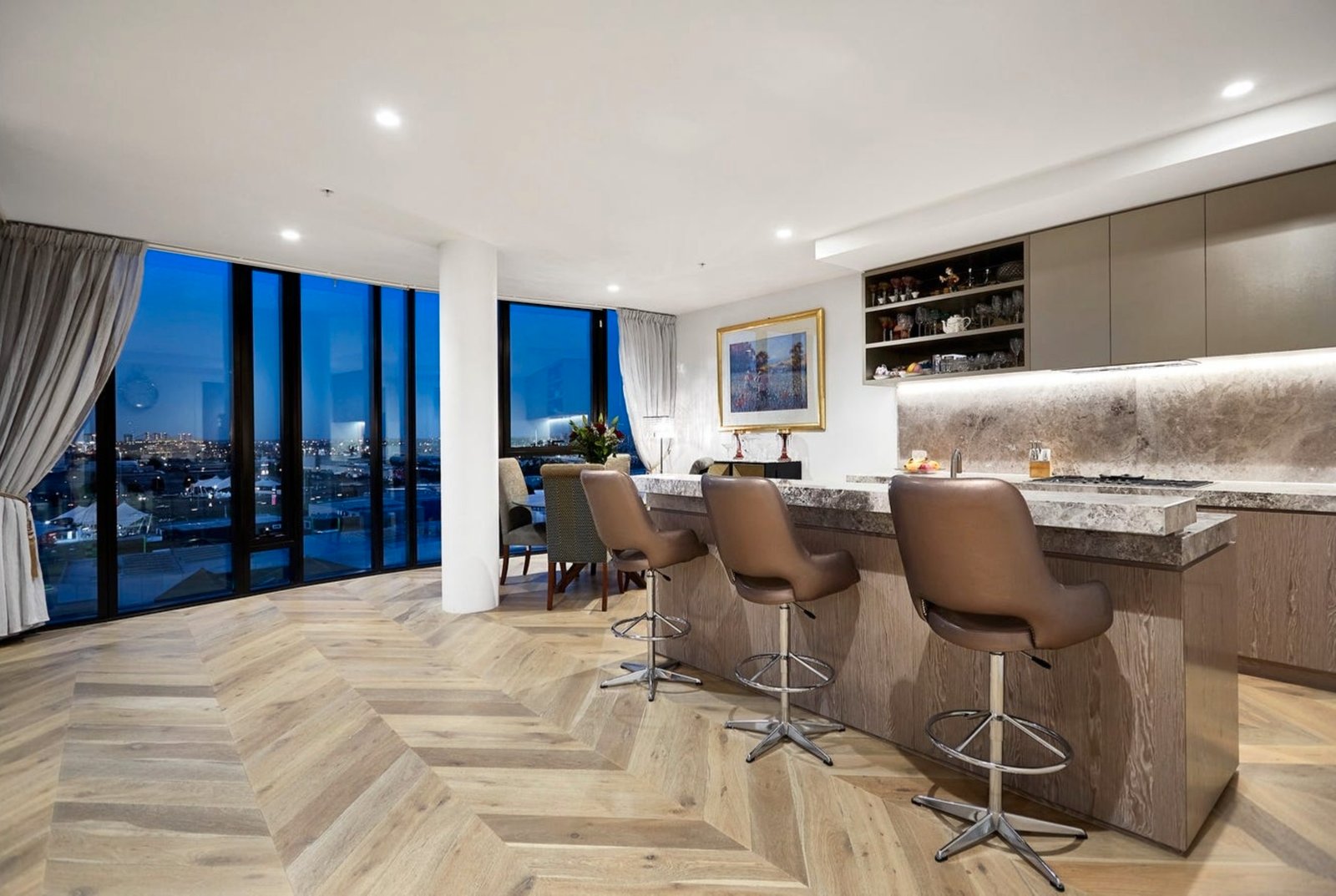 Gallery: 1002/320 Plummer Street