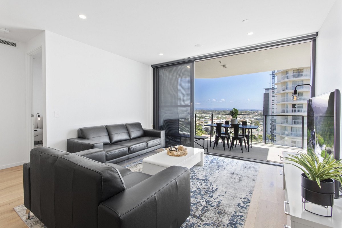 1002/6 Second Avenue Burleigh Heads 10