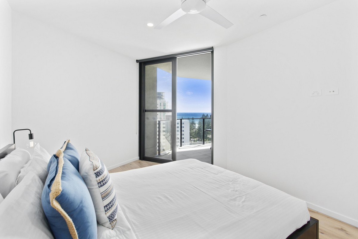 1002/6 Second Avenue Burleigh Heads 5