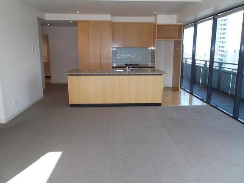 Gallery: 1002/80 Clarendon Street