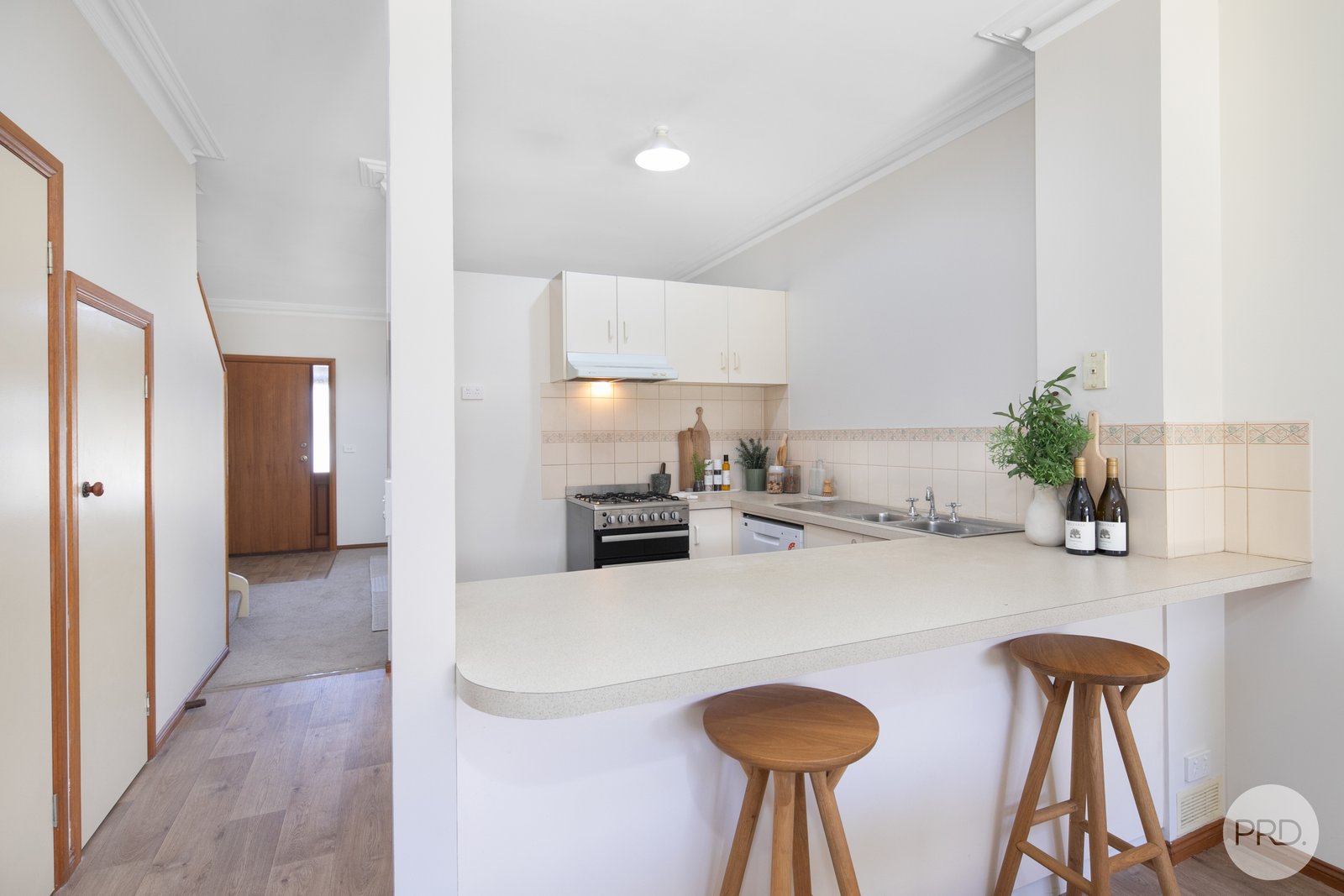 1002b Macarthur Street LAKE WENDOUREE 5