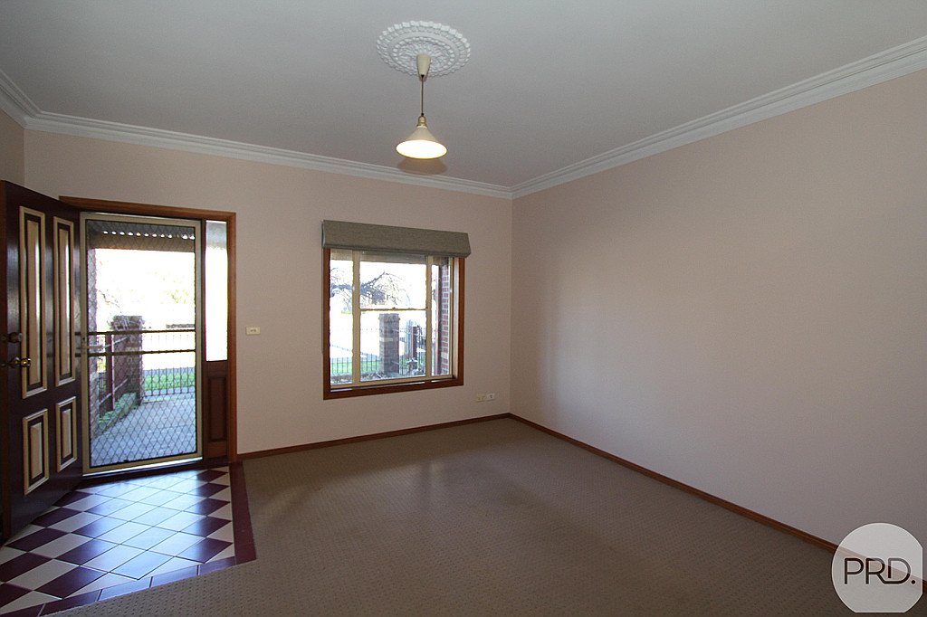 1002B Macarthur Street LAKE WENDOUREE 2