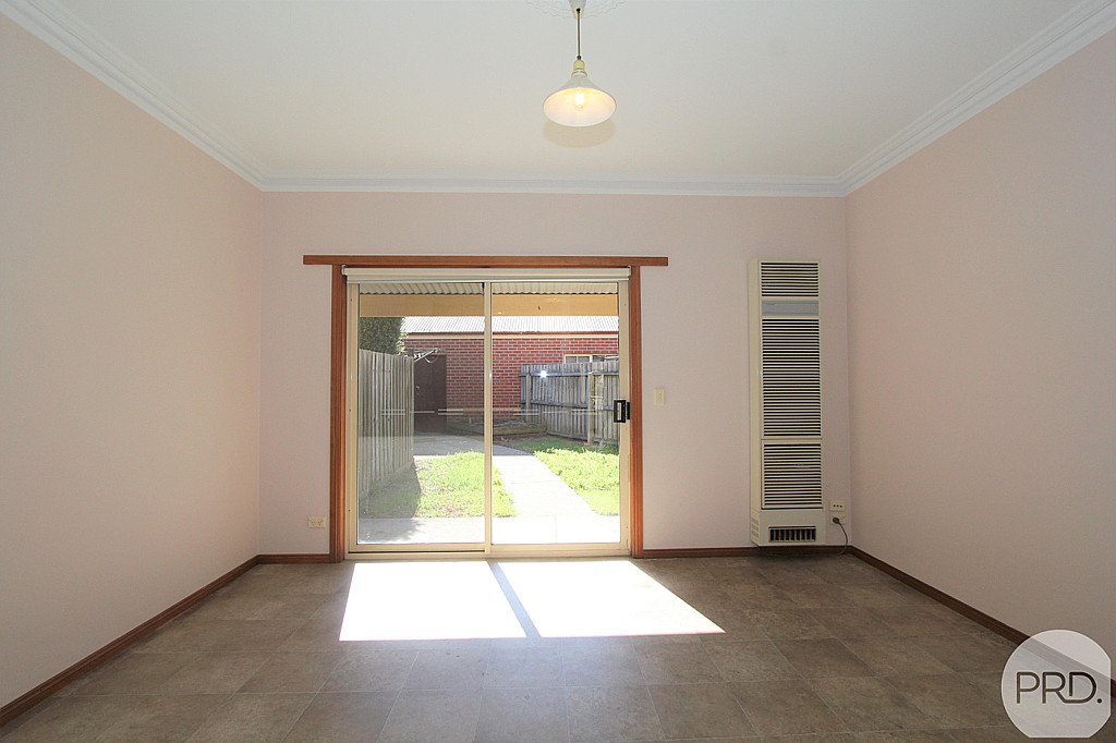 1002B Macarthur Street LAKE WENDOUREE 5