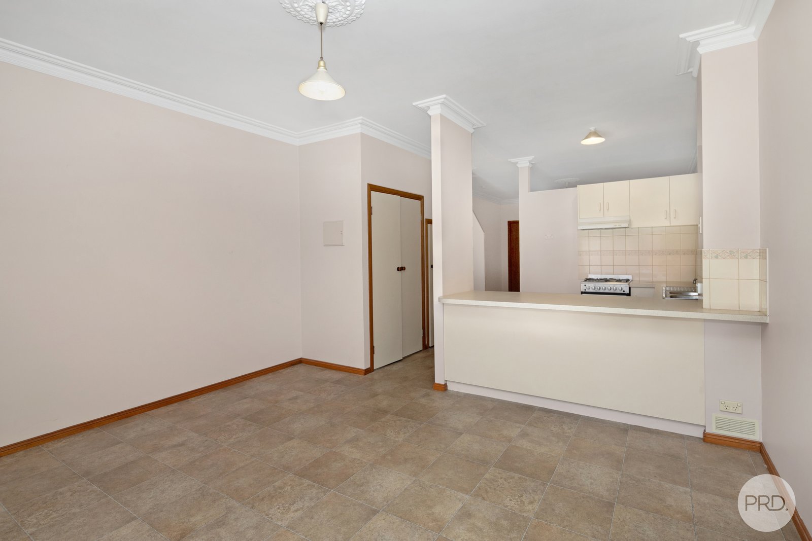 1002B Macarthur Street LAKE WENDOUREE 3