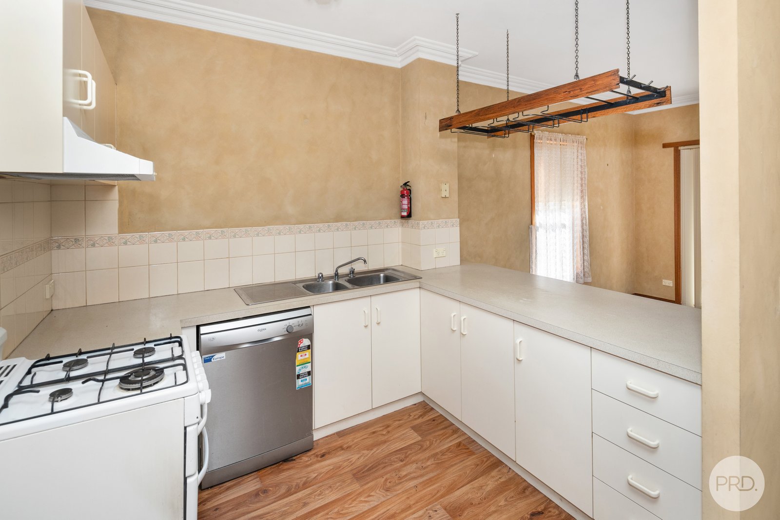 1002D Macarthur Street LAKE WENDOUREE 3