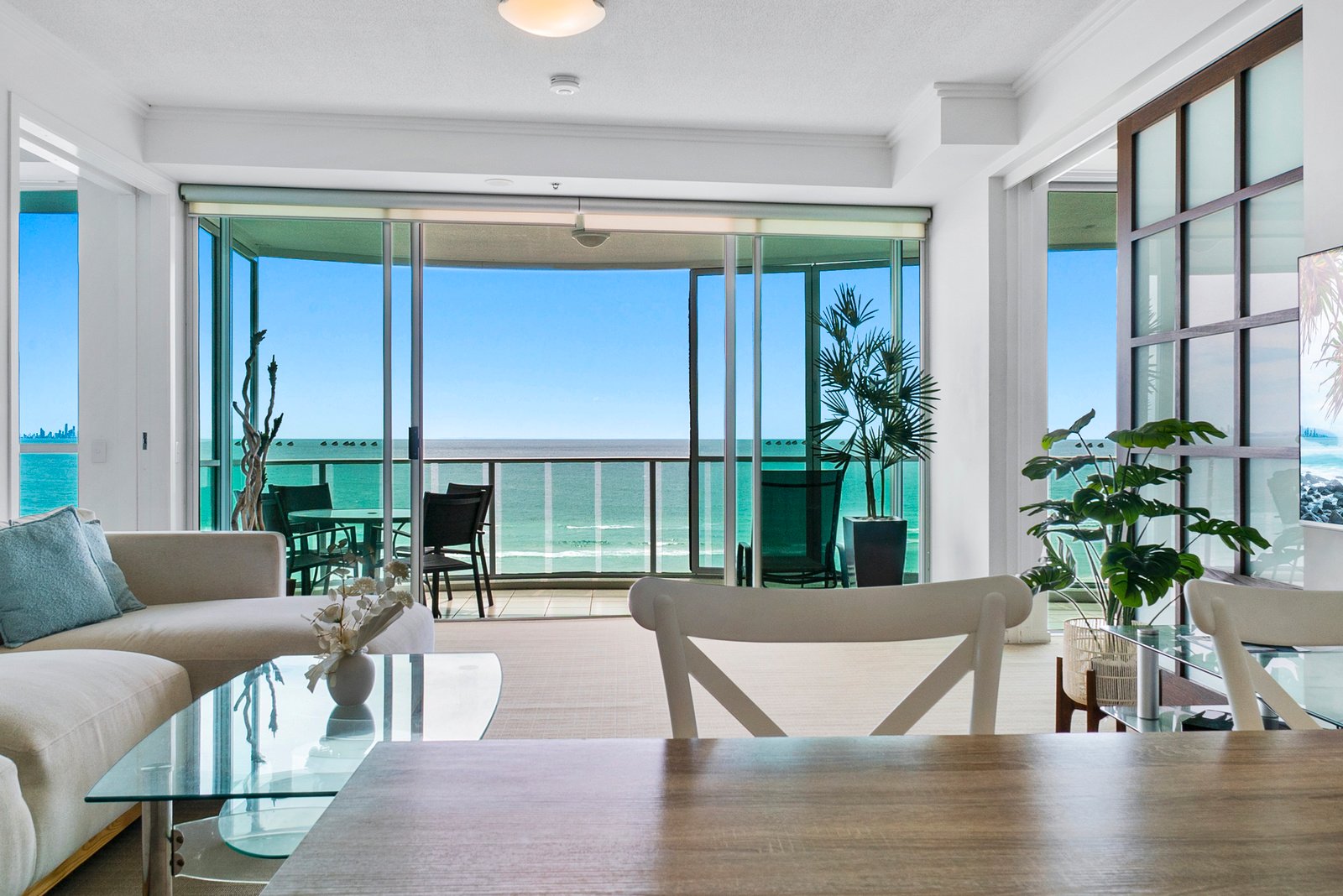 1003/120 Marine Parade COOLANGATTA 1