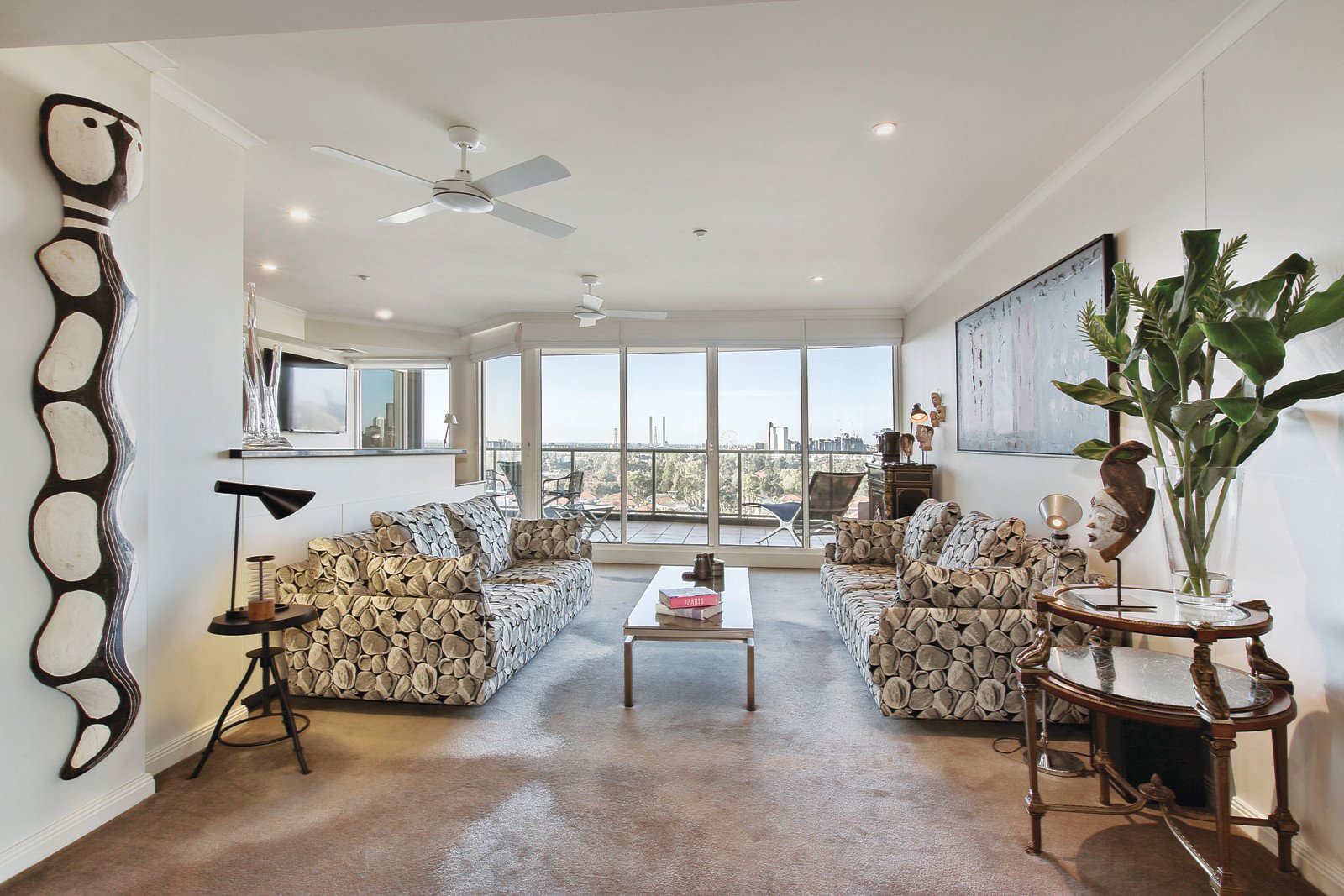 1003/127 Beach Street, Port Melbourne, VIC