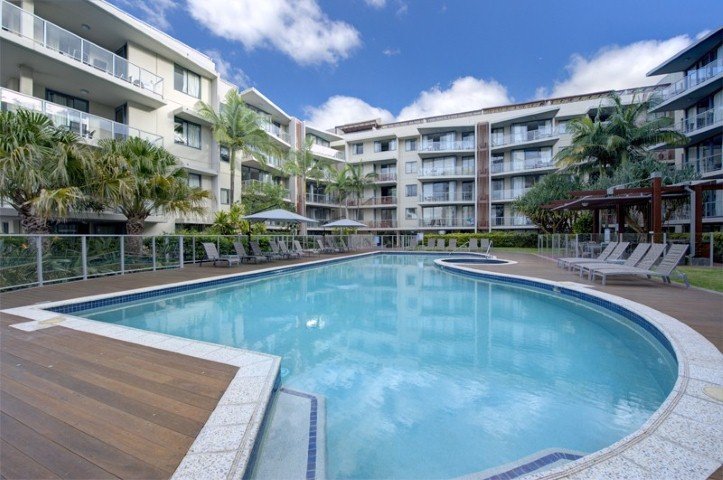 1004/1 Ocean Street BURLEIGH HEADS 8