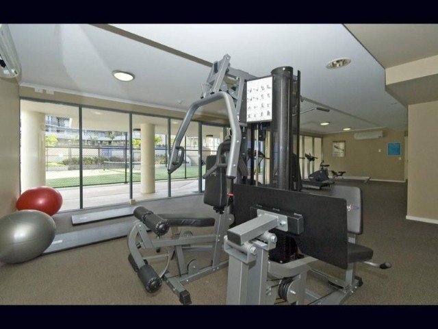 1004/1 Ocean Street BURLEIGH HEADS 12