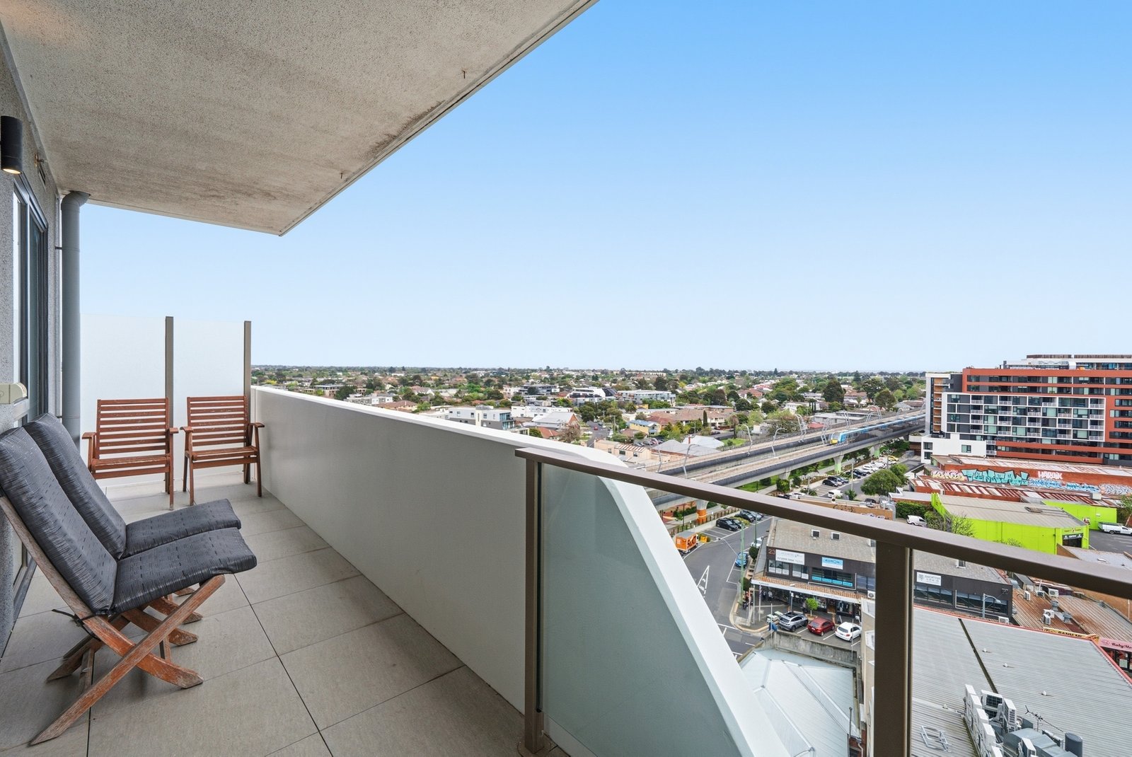 Gallery: 1004/16 Woorayl Street