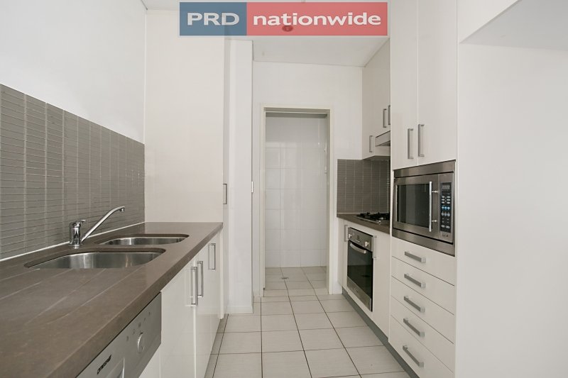 1004/4 Como Cres  SOUTHPORT 3