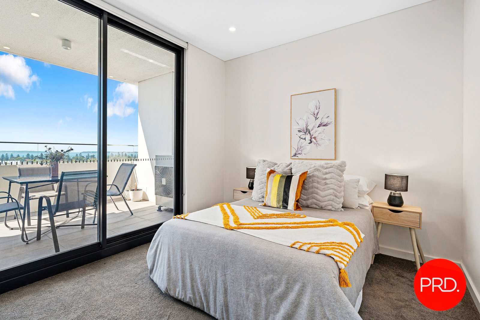 1005/15 Garrigarrang Avenue KOGARAH 4