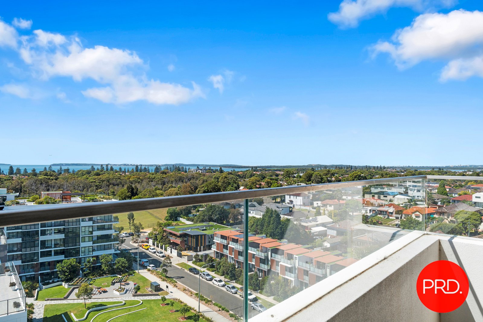 1005/15 Garrigarrang Avenue KOGARAH 8