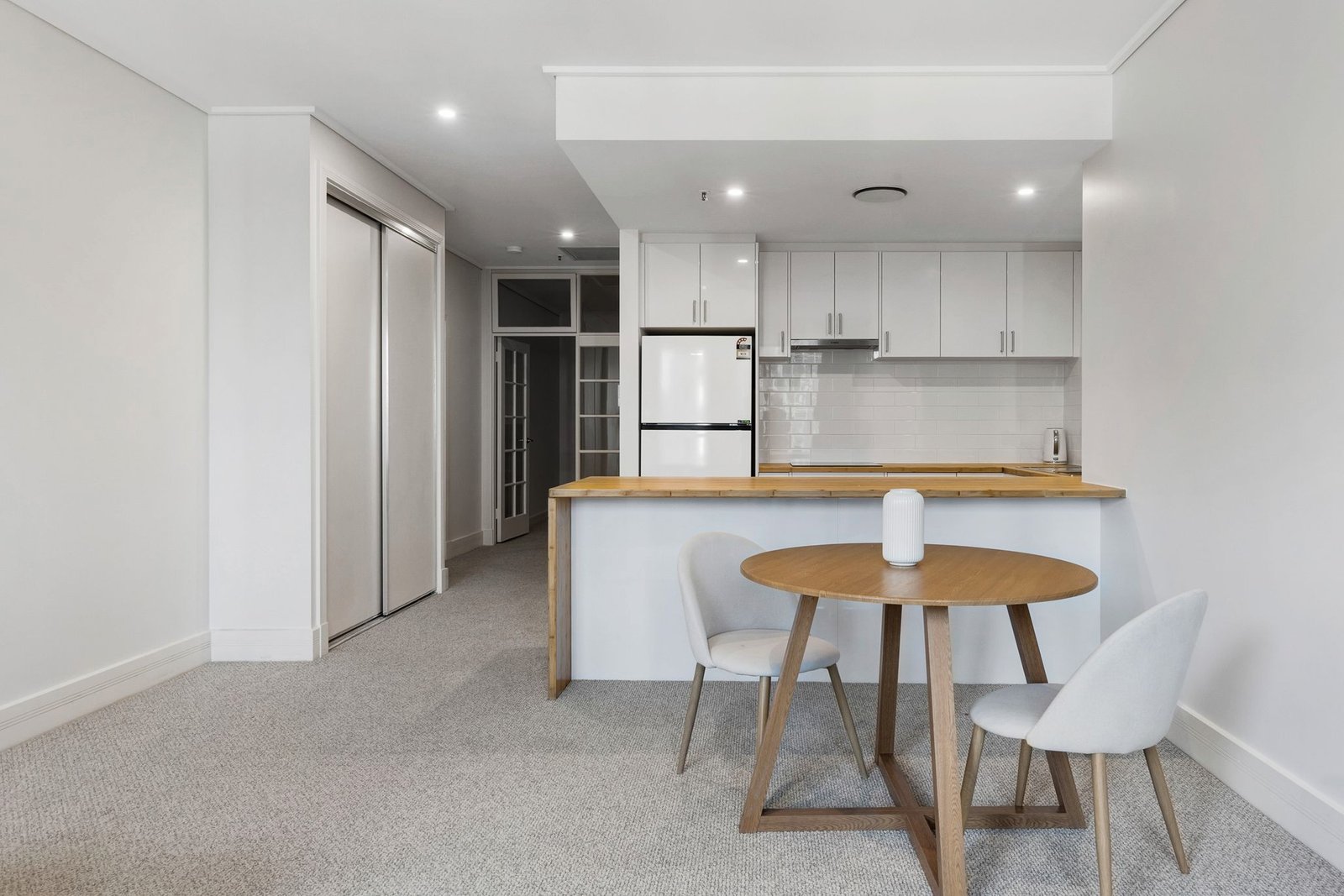 Gallery: 1005/442 St Kilda Road