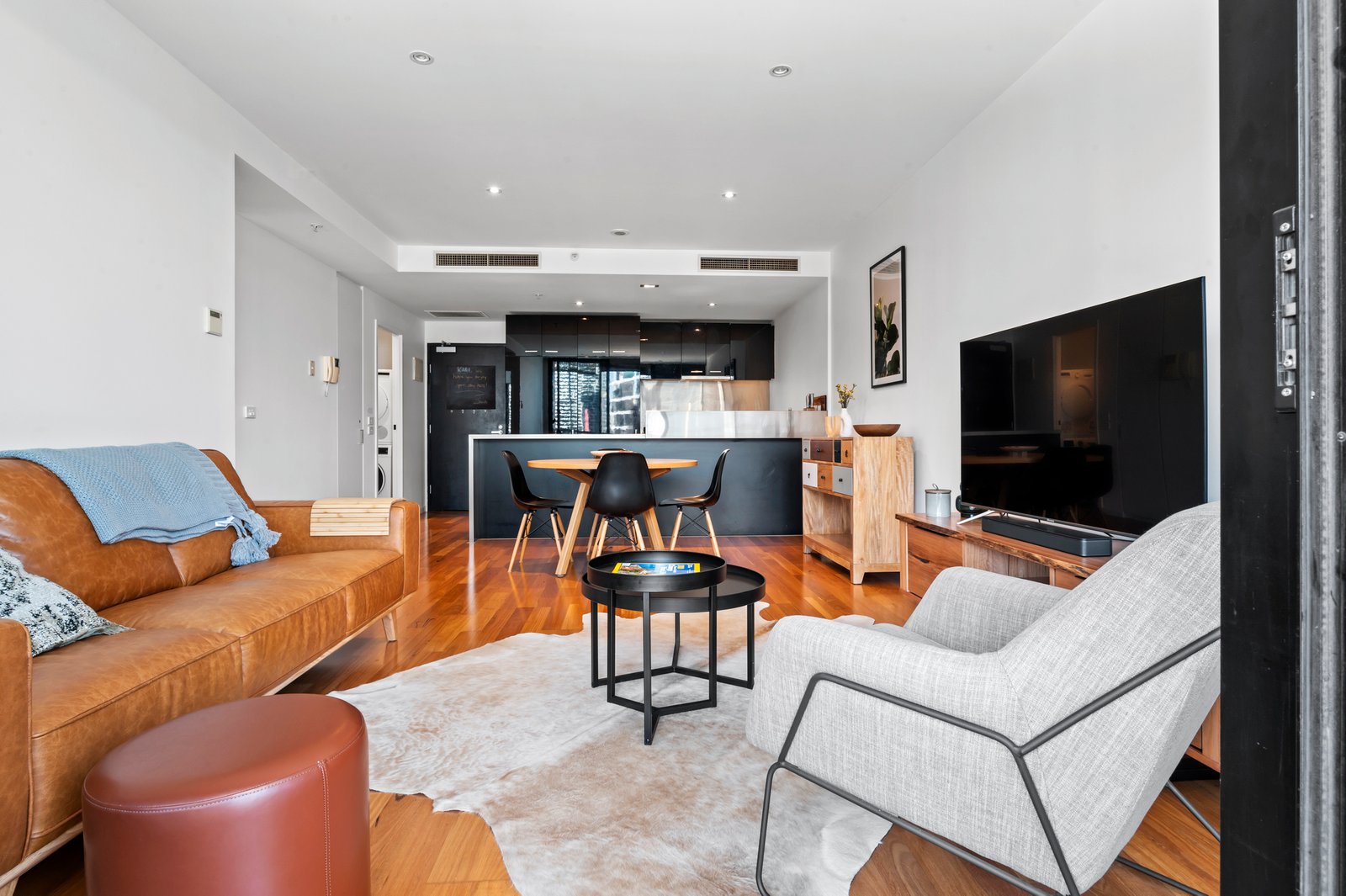 Gallery: 1006/18 Waterview Walk