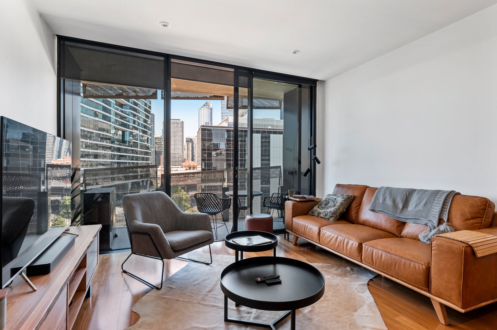 Gallery: 1006/18 Waterview Walk