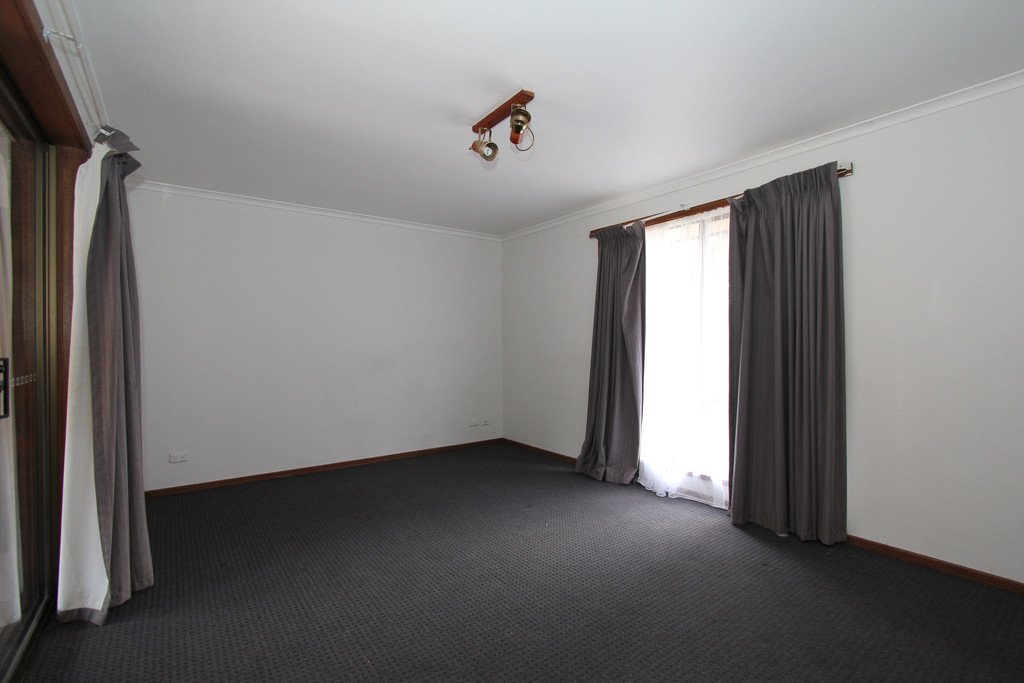 1007 Winter Street BUNINYONG 8